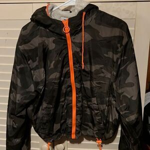 New Look supreme extra-large fleece lined camo jacket